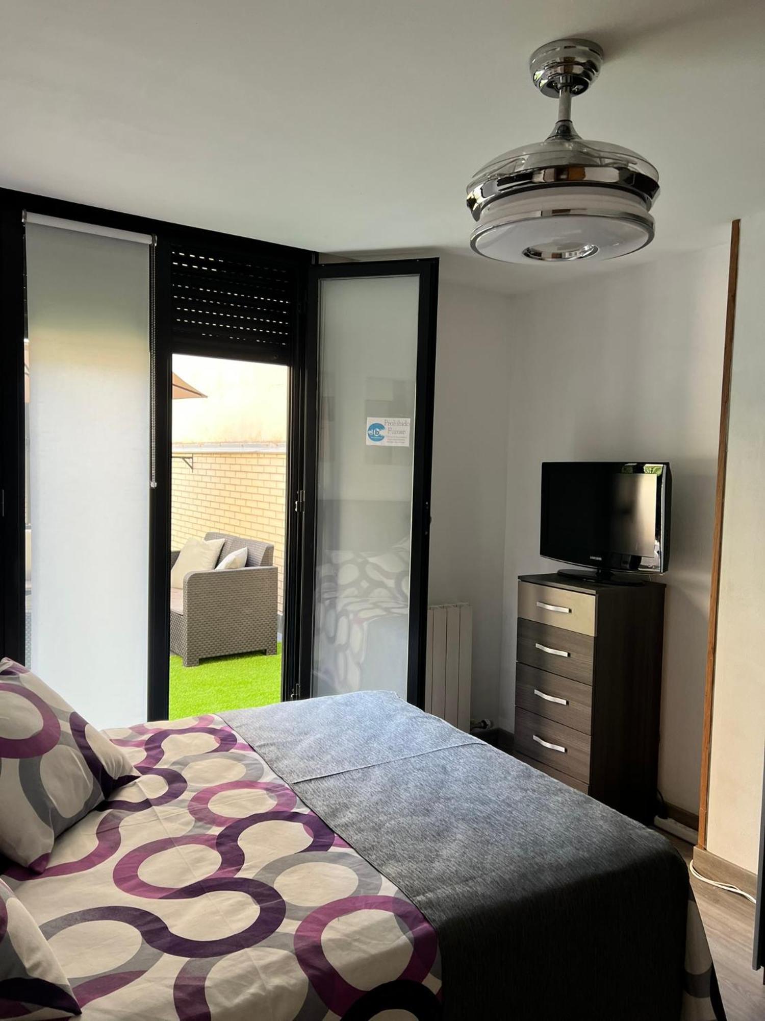 El Bc Zaragoza - Aljaferia Apartment Bagian luar foto